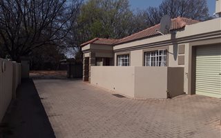 2 Bedroom Townhouse in Erasmus