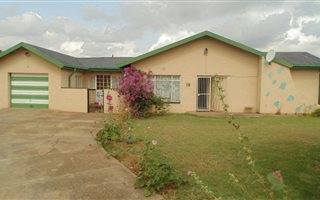 4 Bedroom House in Hennenman