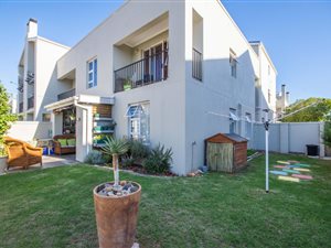 2 Bed Apartment in Whispering Pines