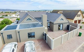 4 Bedroom House in Country Club