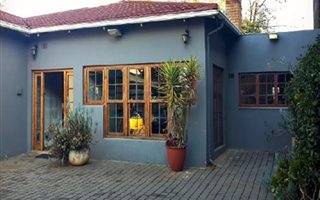 155 m² Office Space in Norwood