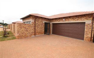 3 Bedroom Townhouse in Jansen Park