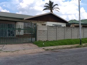 3 Bed House in Burgershoop