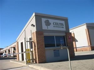 550 m² Industrial space in Stormill