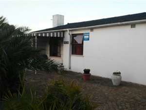 3 Bed House in Grassy Park