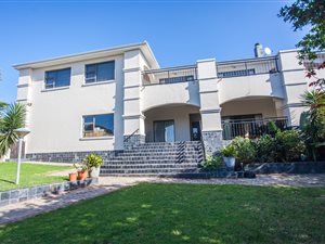 5 Bed House in Parsons Hill