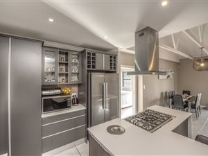 3 Bed House in Mount Pleasant