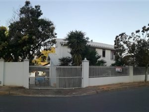 5 Bed House in Courtrai