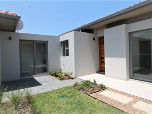2 Bed House in Lazuli Lifestyle and Retirement Estate