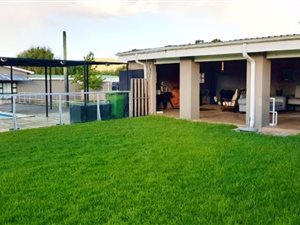 8.8 ha Smallholding in Kokstad