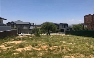 701 m² Land available in Helderfontein Estate