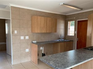 3 Bed Townhouse in Pomona