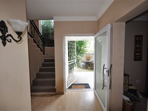 4 Bedroom House in Die Boord