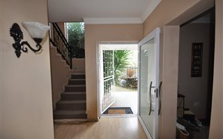 4 Bedroom House in Die Boord