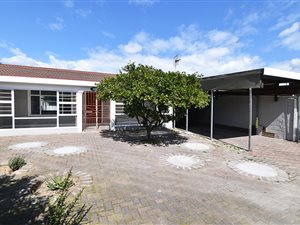3 Bed House in Groenvallei