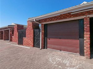 2 Bed Townhouse in George South