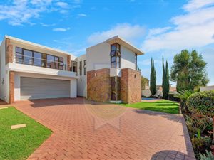 4 Bed House in Carlswald North Estate
