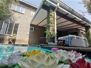 4 Bed Townhouse in Malanshof