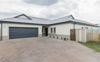 3 Bedroom House in Blue Mountain Village