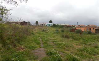 327 m² Land available in Pacaltsdorp