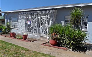 4 Bedroom House in Krugersdorp West