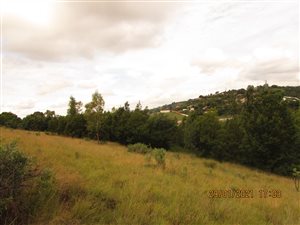 1831 m² Land available in Waterkloof Heights