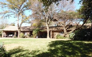 19 Bedroom House in Austin View