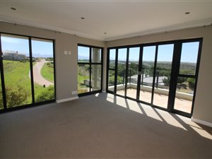4 Bed House in Oubaai and surrounds