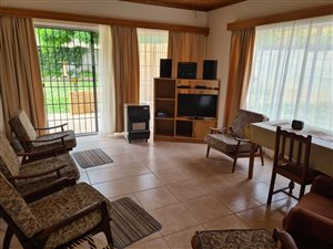 4 Bed House in Suidrand