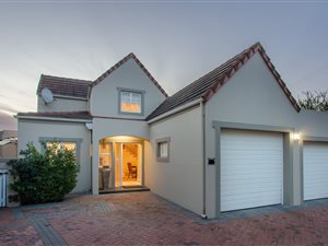 3 Bed House in Boschenmeer Golf Estate