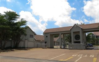 2 Bedroom Apartment in Boardwalk Meander