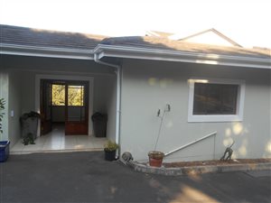 4 Bed House in Hillcrest Park