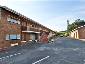 2 Bed Apartment in Uvongo