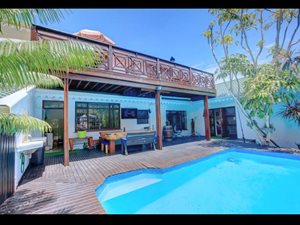 7 Bed House in Wilderness