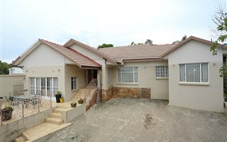 7 Bedroom House in Auckland Park