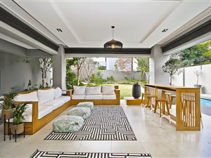 5 Bed House in Birdhaven