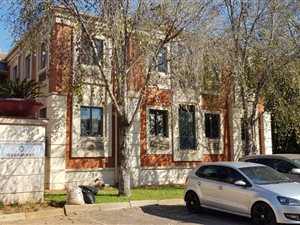 298 m² Office Space in Inanda