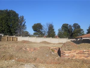 315 m² Land available in Munsieville South