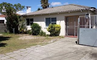 2 Bedroom House in Bishop Lavis