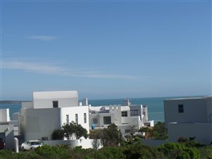 566 m² Land available in Paradise Beach