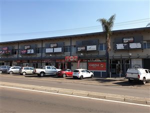 150 m² Retail Space in Hatfield