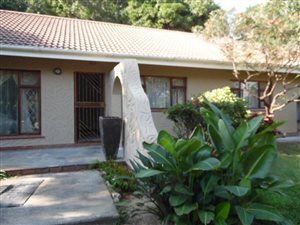 3 Bed House in Uvongo