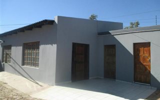 42 m² Office Space in Dalview