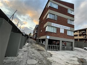 30 Bed Apartment in Isipingo Rail