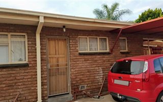 3 Bedroom Townhouse in Ladanna
