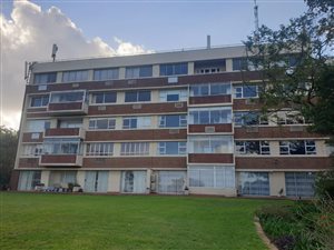 3 Bed Apartment in Essenwood