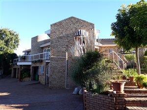 3 Bed House in Postmasburg