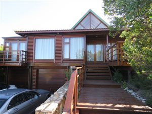 3 Bed House in Keurboomstrand