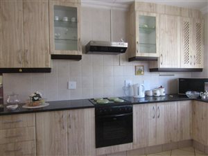3 Bed Townhouse in Mookgophong (Naboomspruit)