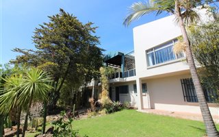 4 Bedroom House in Eden